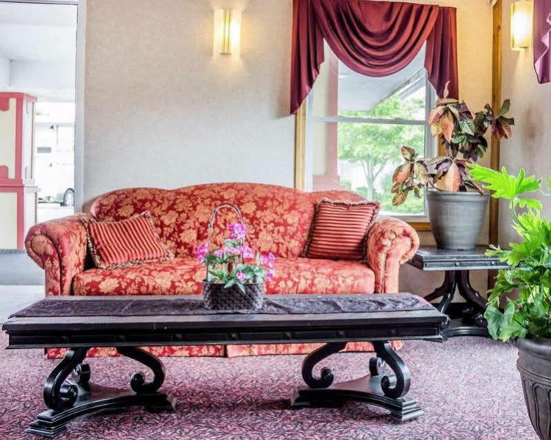 Rodeway Inn Mystic Extérieur photo